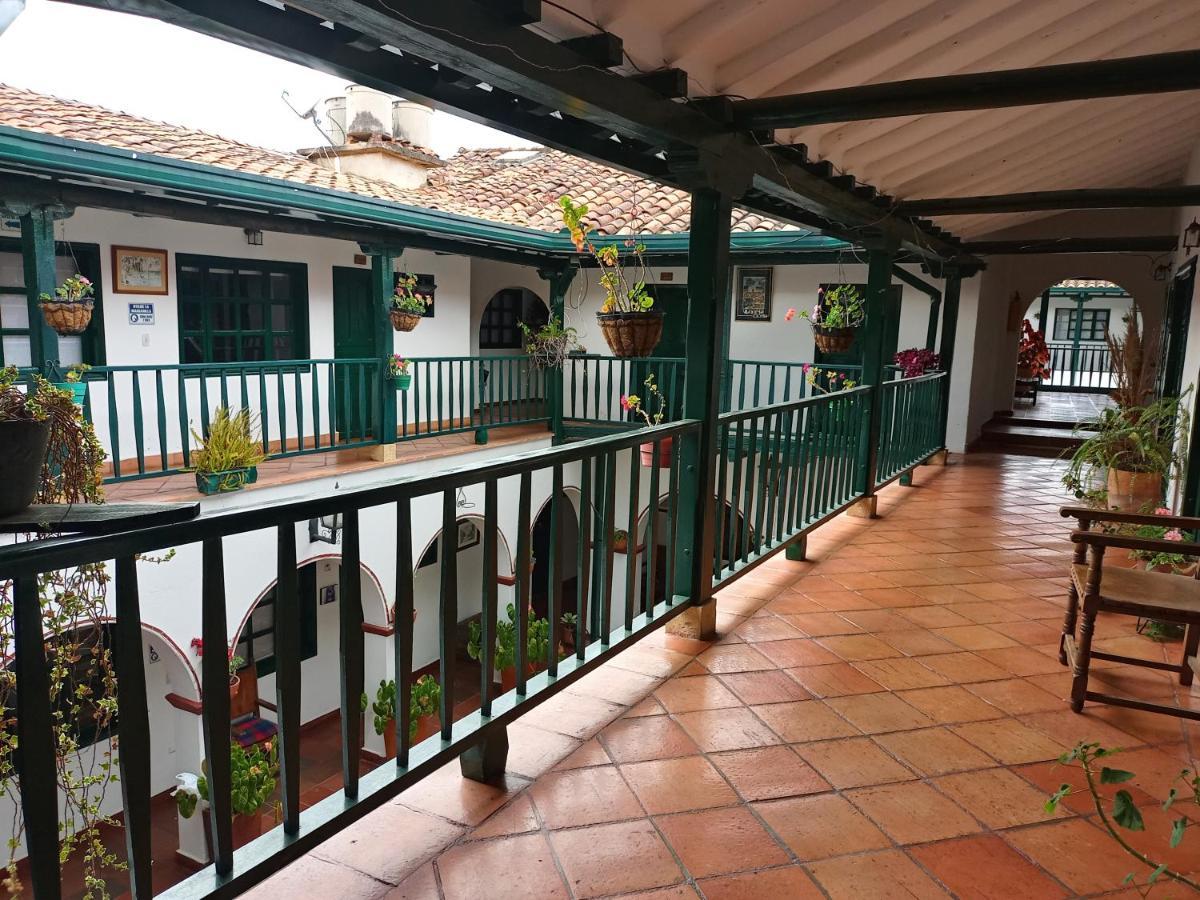 Hospederia La Roca Plaza Principal Panzió Boyacá Kültér fotó